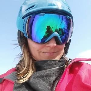 Meet your Posher, Ella